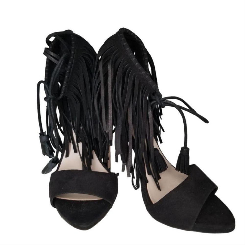 Zara Collection NWT size 38 US 7.5. Black fringe heels.
